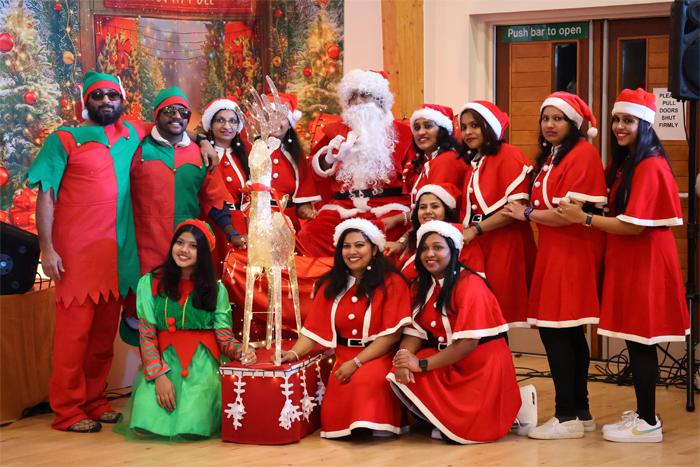 റഥത്തില്‍ സാന്റാ ക്ലോസ് — മാലാഖമാരോടുകൂടെ ക്രിസ്മസ് ആഘോഷം എന്ന സ്‌നേഹ സംഗമമായി